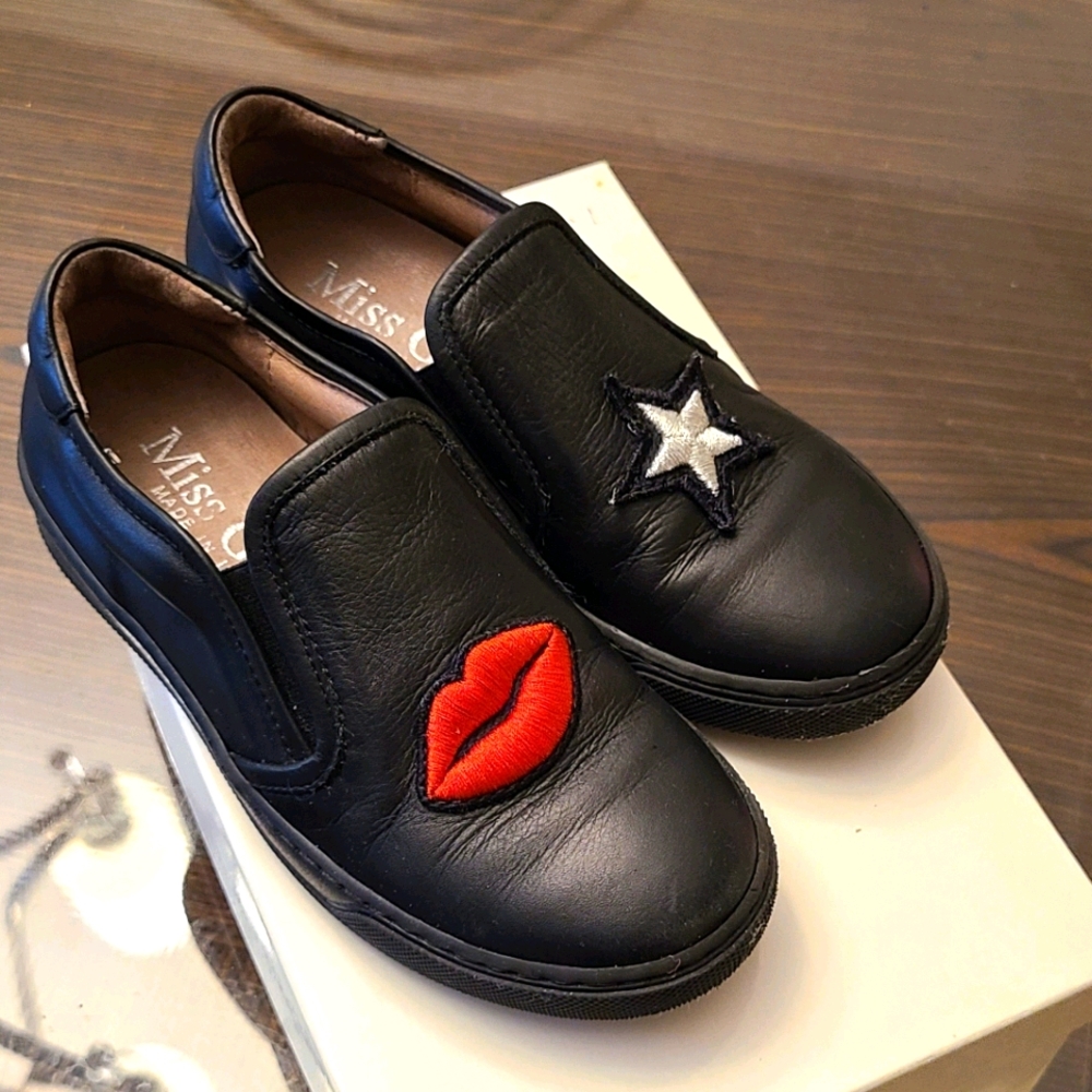 Miss Grant Red Lips Slip On Sneakers